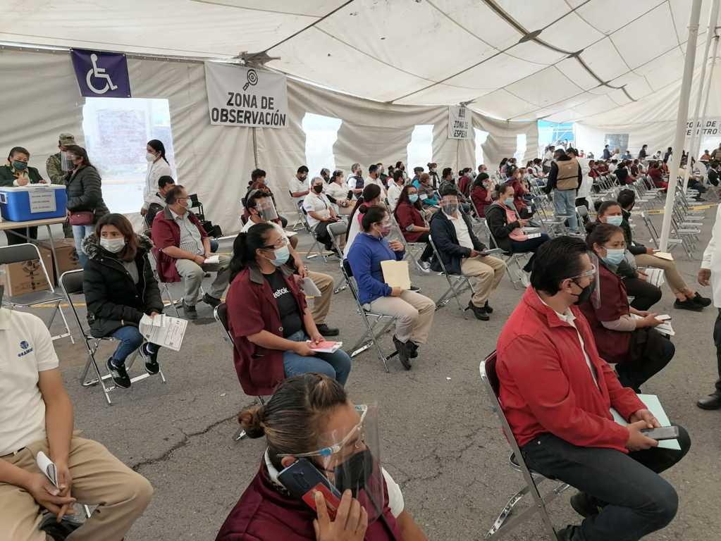 Inicia segunda etapa de vacunación en Tetla de la Solidaridad