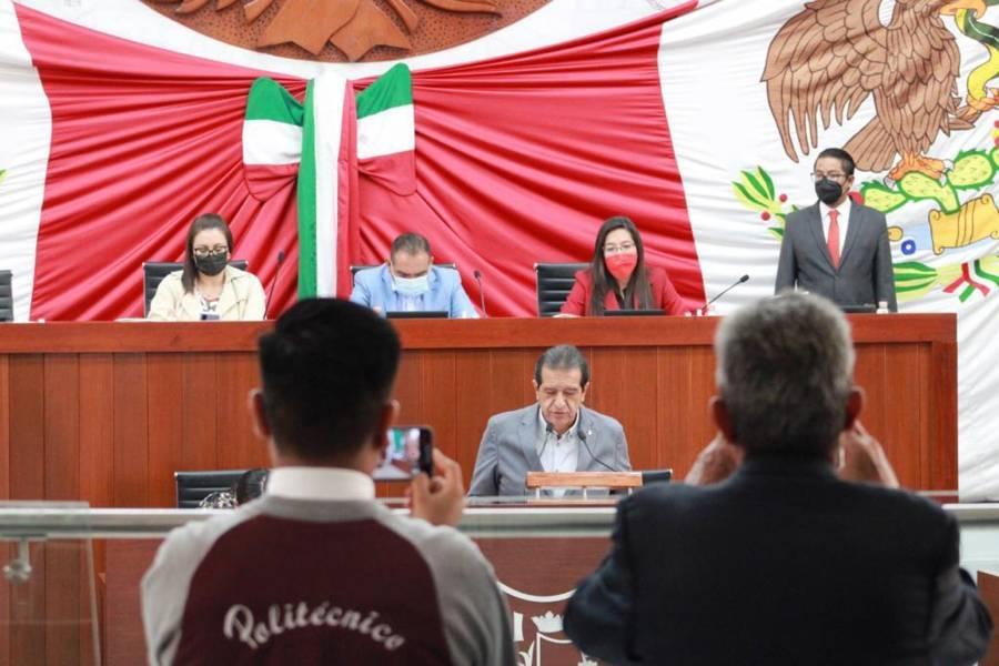 El IPN forja profesionistas, contribuye al desarrollo del país y de Tlaxcala: Fabricio Mena
