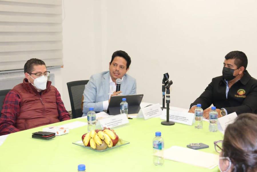 Reúne Jaciel González Herrera a secretarios y presidentes municipales en beneficio de la población tlaxcalteca