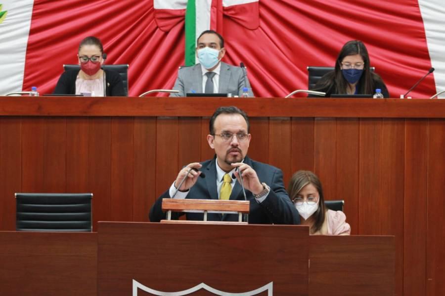 Propone Cambrón penalizar en Tlaxcala la gestación subrogada