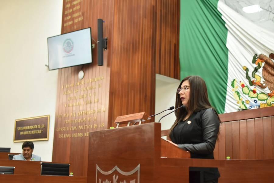 Propone Leticia Martínez reformar la Constitución para beneficiar a las juventudes