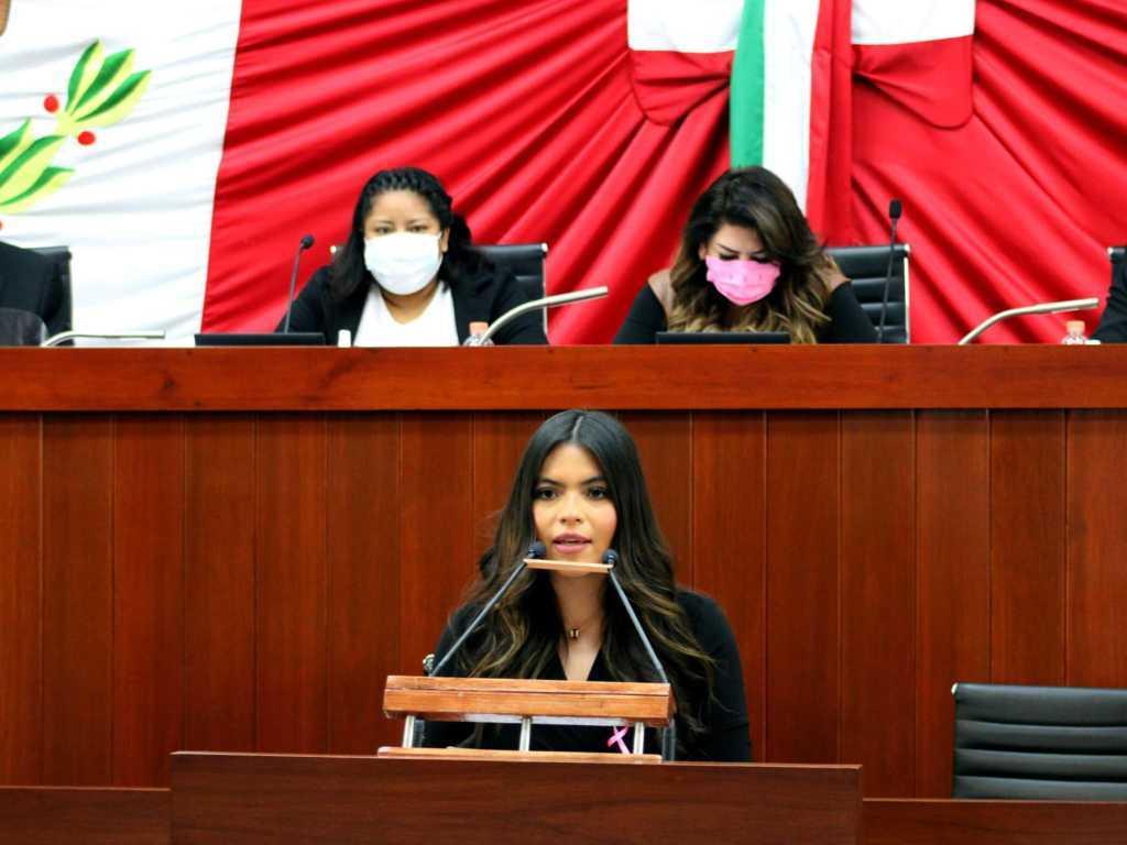 Lorena Ruiz exhorta a participar en campañas contra el Cáncer de Mama