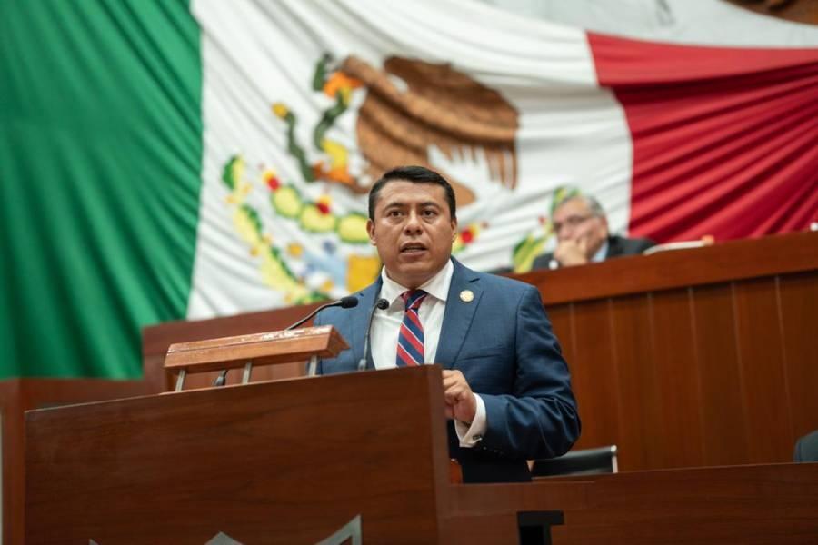 Seguridad nacional, base toral del presidente para cristalizar la paz social en México: Rubén Terán