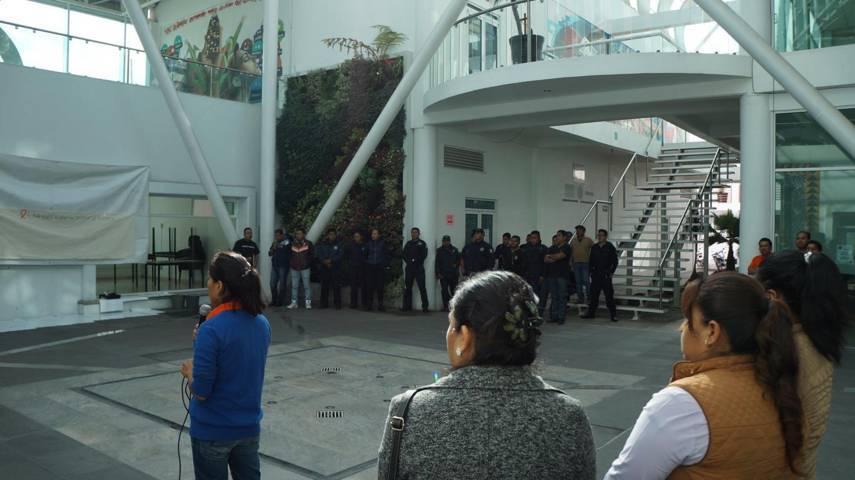 Plasman huellas en contra de la violencia hacia la mujer en San Pablo del Monte