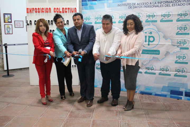 Expone el IAIP Tlaxcala su galería itinerante en Zacatelco