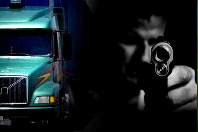 Se roban caja de trailer sobre la México - Veracruz