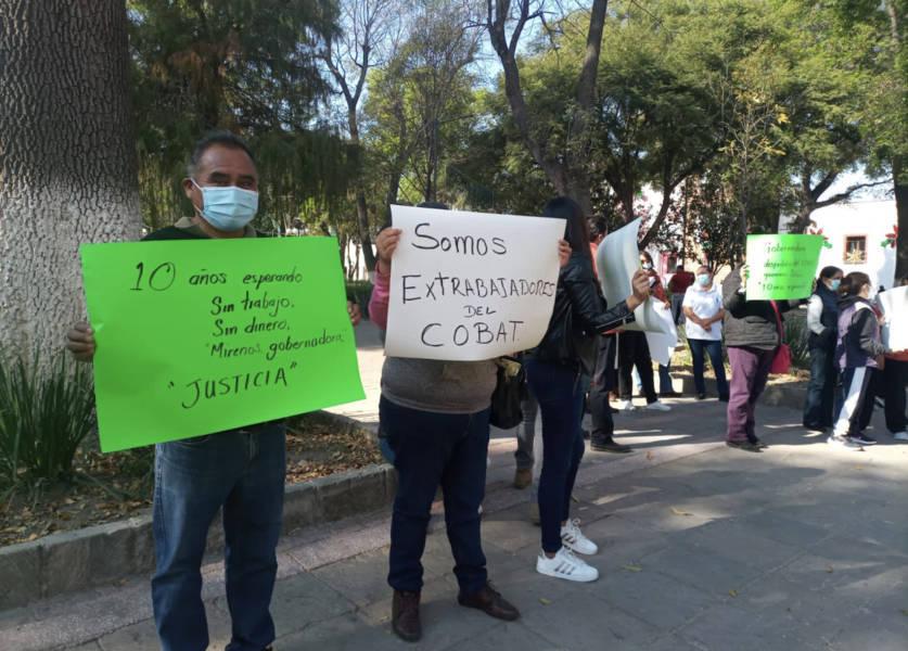 Extrabajadores del COBAT piden su reinstalación; fueron despedidos con MGZ