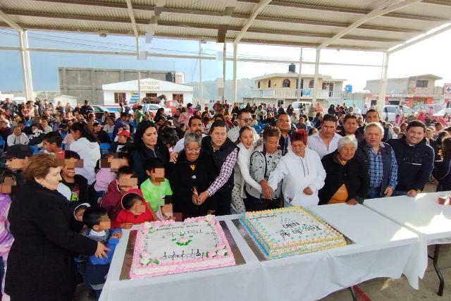 Festeja el PAN el “Día del niño y la madre” en Tlaxco 