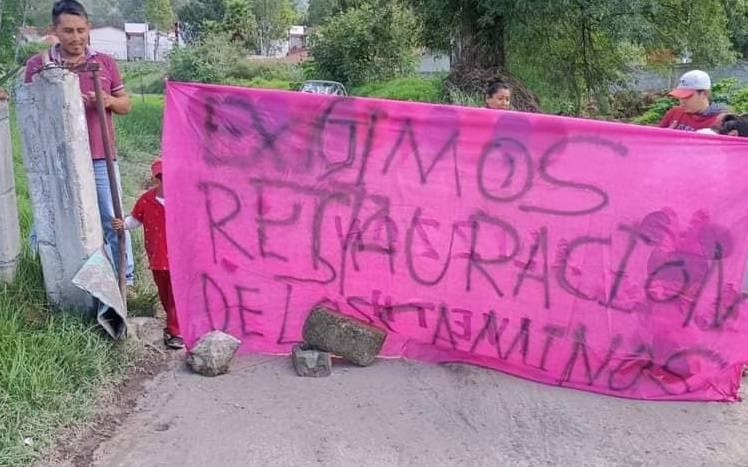Pobladores exigen reparación de caminos al relleno de Panotla 