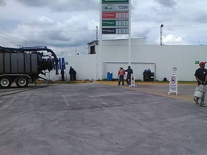 Viola empresario acuerdo y reabre gasolinera en Xocoyucan