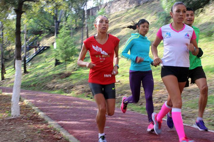 La atleta Karina Pérez alista su participación en los centroamericanos