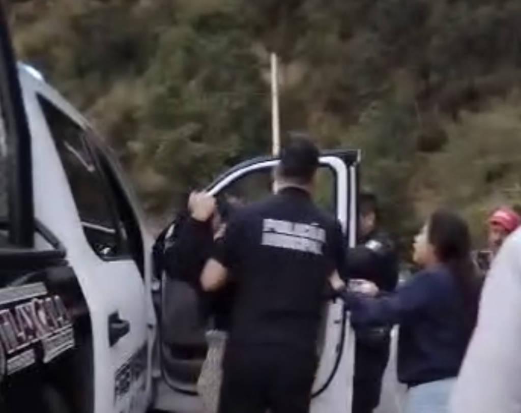 Director de la policía de Tlaxcala provoca accidente uniformado y en estado de ebriedad 
