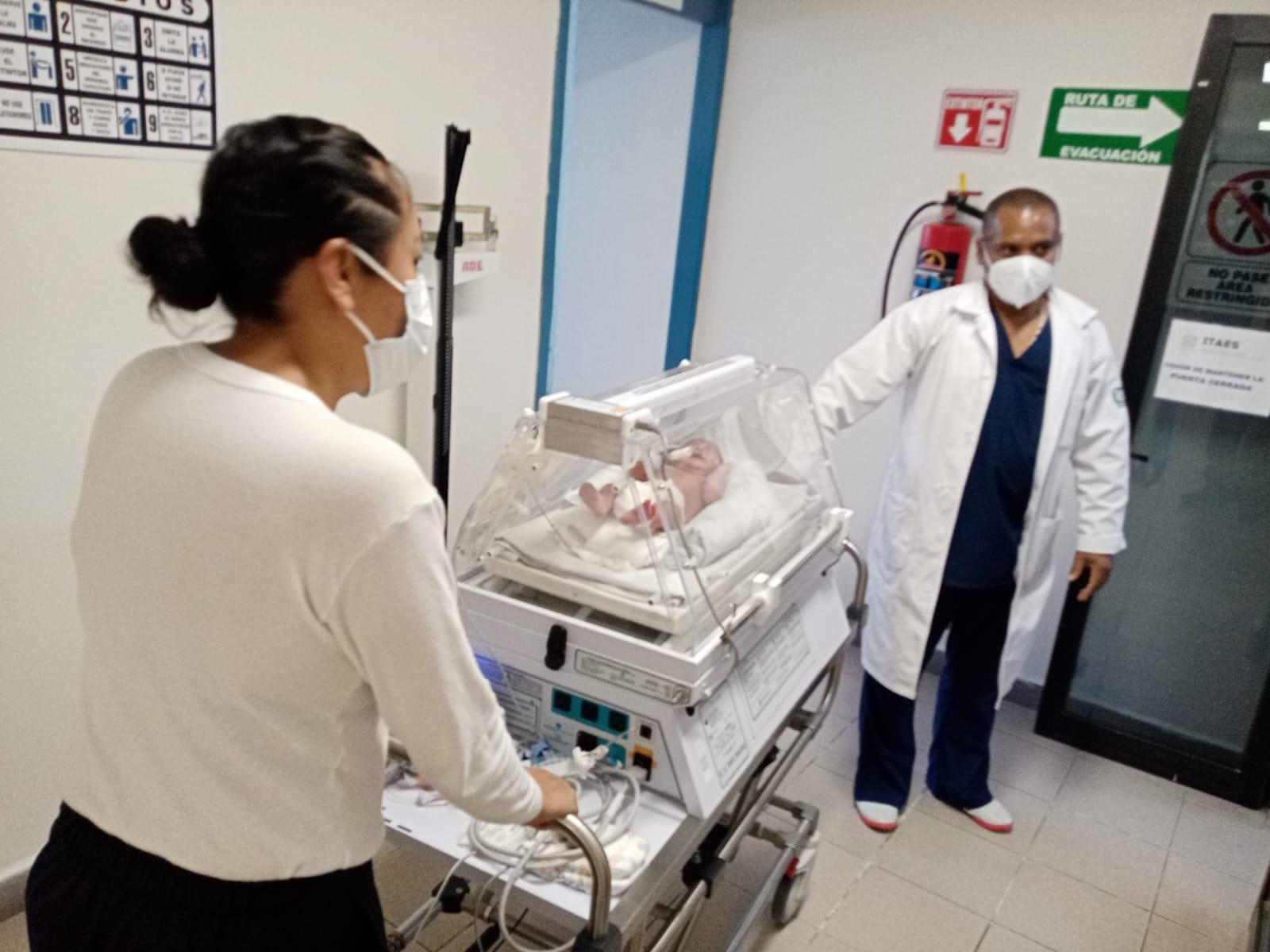 Ambulancia de SPM atiende el traslado de una niña de 11 días de nacida que padece diabetes 