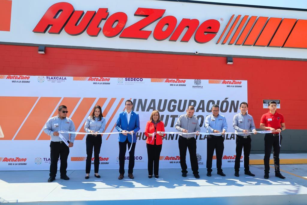 Inauguró Gobernadora Autozone en Huamantla
