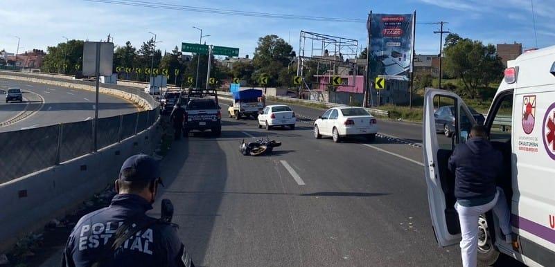 Mujer pierde la vida al caer de una moto en Chiautempan 