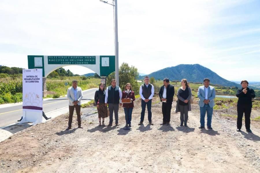 Entregó Lorena Cuéllar obras carreteras en Españita y Emiliano Zapata 