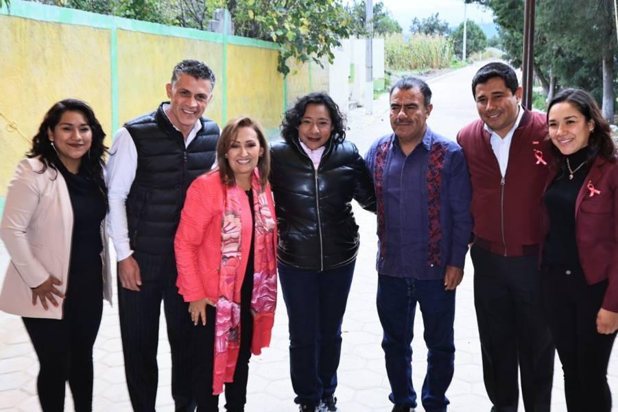 Inauguró Gobernadora Lorena Cuéllar rehabilitación de calles en Santa Cruz Tlaxcala y Tzompantepec