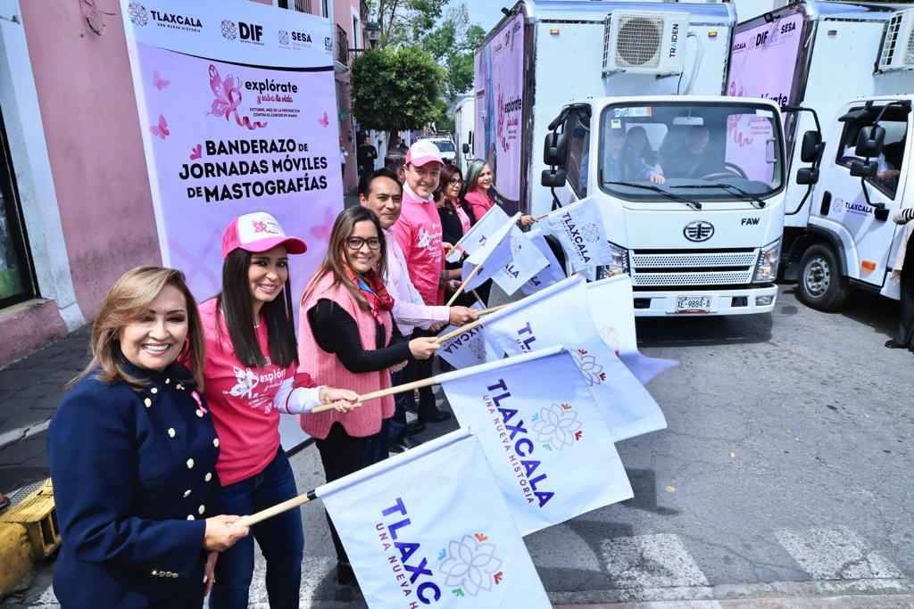 Da Banderazo Lorena Cuéllar a campaña permanente de la lucha contra el cáncer de mama 