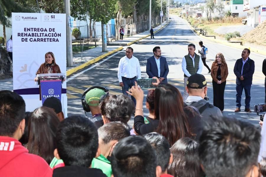 Entregó Gobernadora Lorena Cuéllar obras de rehabilitación carretera en Huamantla y Xaltocan 