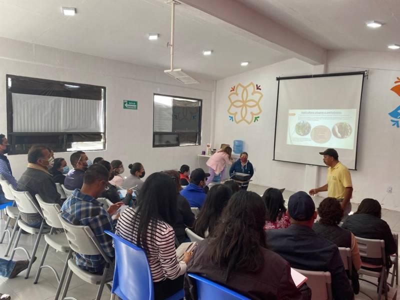 Impartió SEPE-USET el curso-taller “Huertos Escolares con Enfoque en Permacultura”