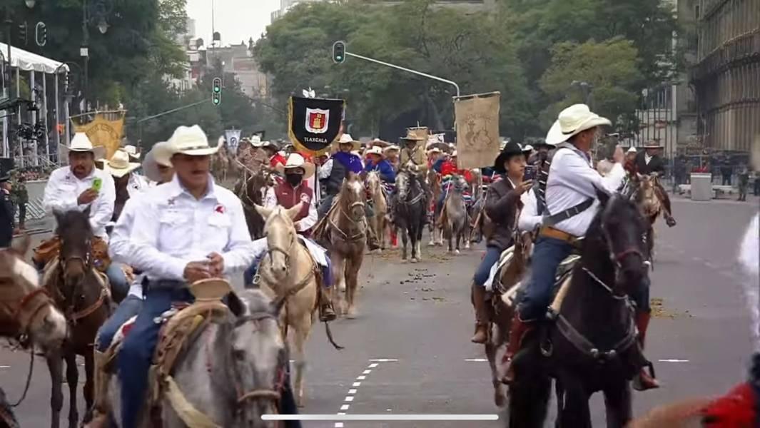 Tlaxcala, presente en CDMX por desfile del "CXII aniversario del inicio de la RevolucióN Mexicana"