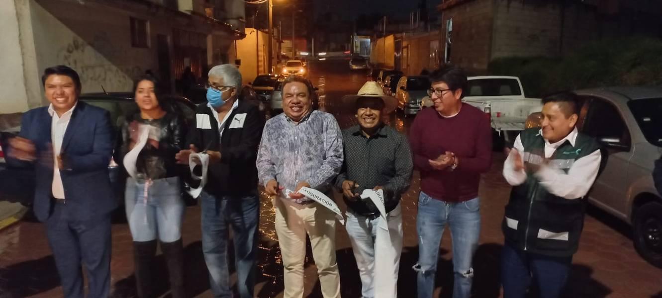 Alcalde encabeza la entrega de obras en distintos barrios de San Pablo del Monte