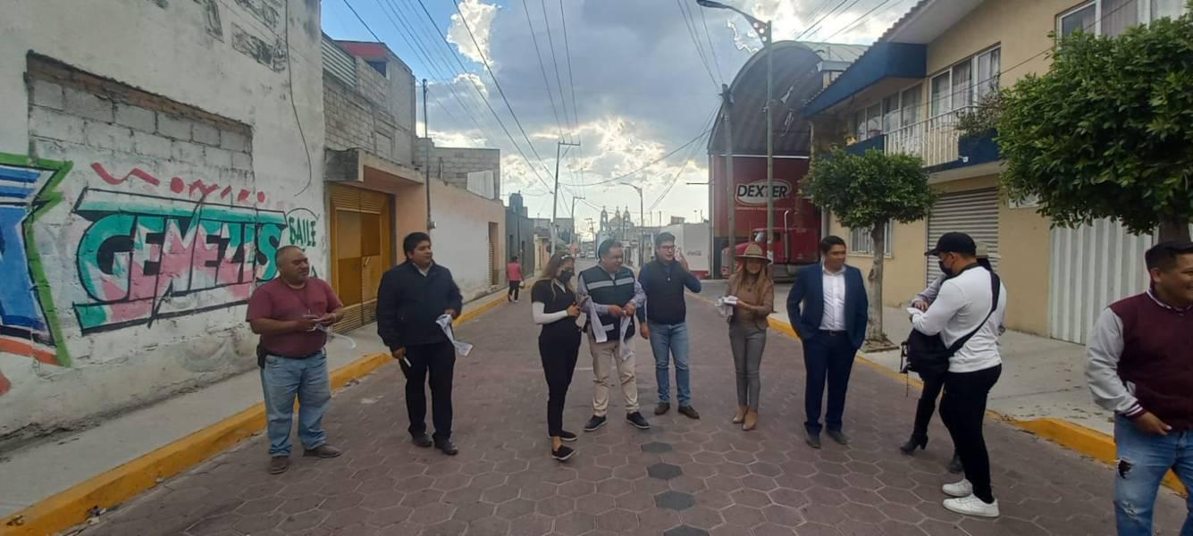Alcalde encabeza la entrega de obras en distintos barrios de San Pablo del Monte