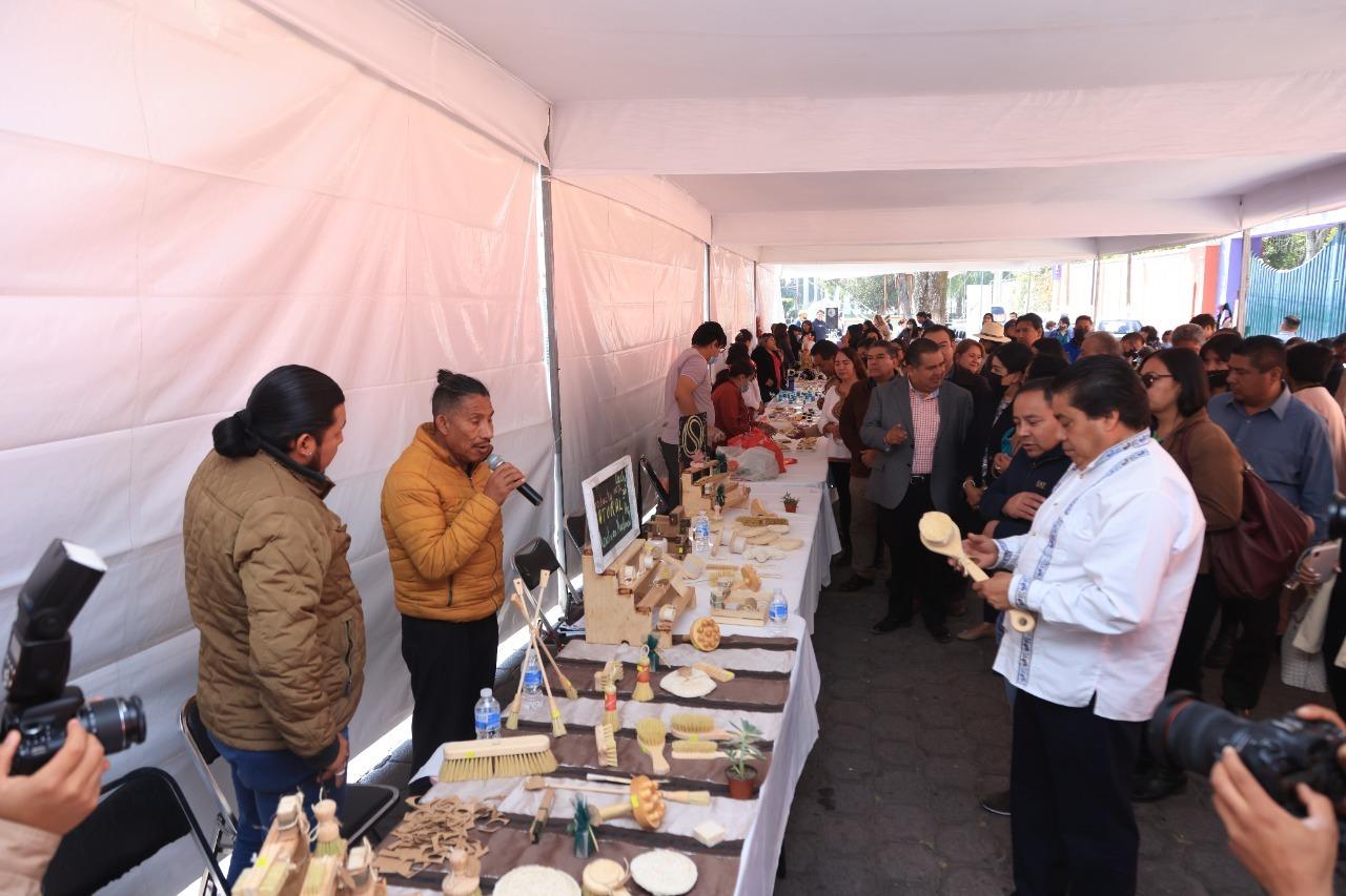 Celebró Icatlax sexta macro expoventa; participaron 24 artesanos de diversos municipios