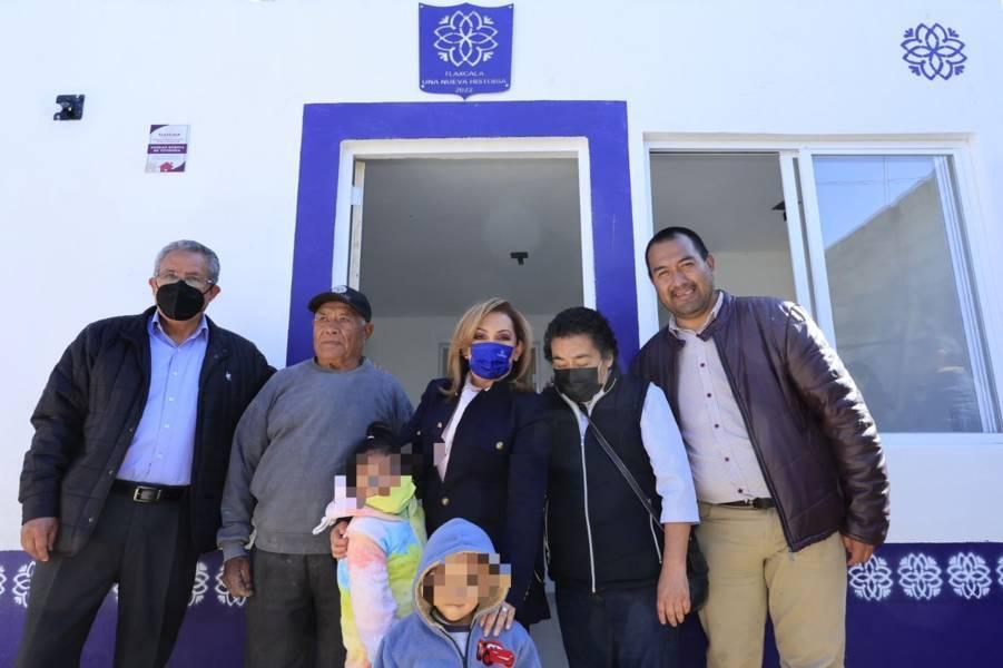 Entregó gobernadora Lorena Cuéllar acciones de vivienda a familias vulnerables