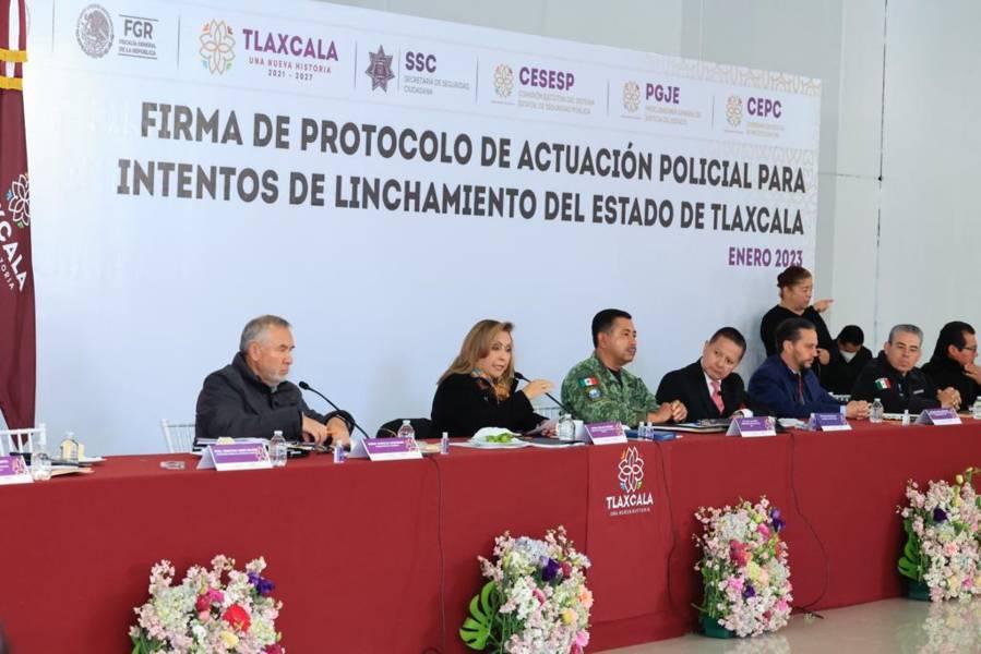 Firma gobierno del estado y municipios protocolo de actuación policial para intentos de linchamiento