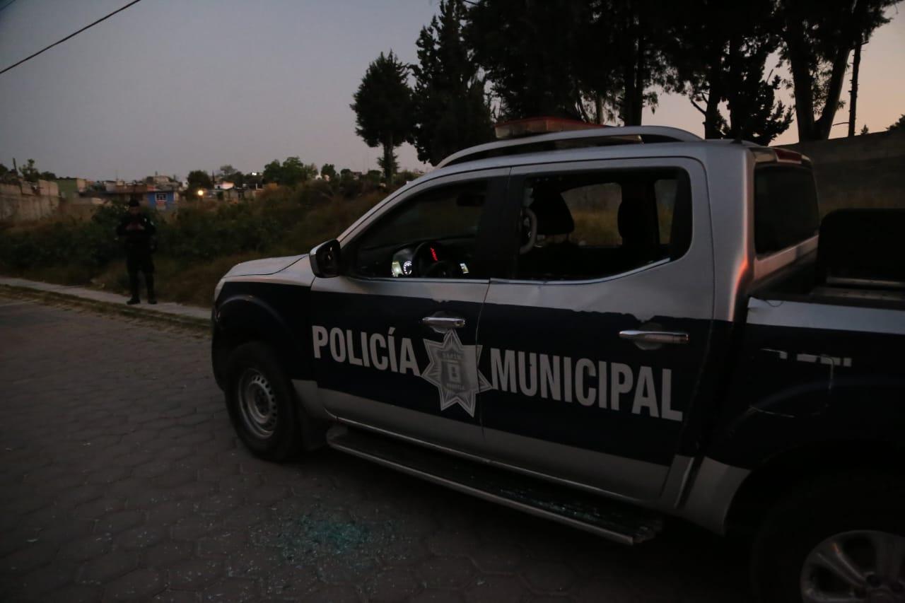Agreden a policías municipales con machetes y piedras en Panotla 
