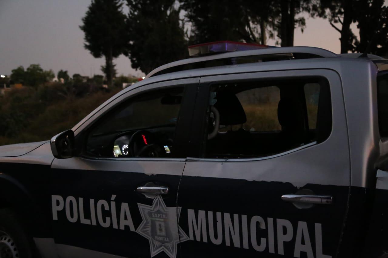 Agreden a policías municipales con machetes y piedras en Panotla 