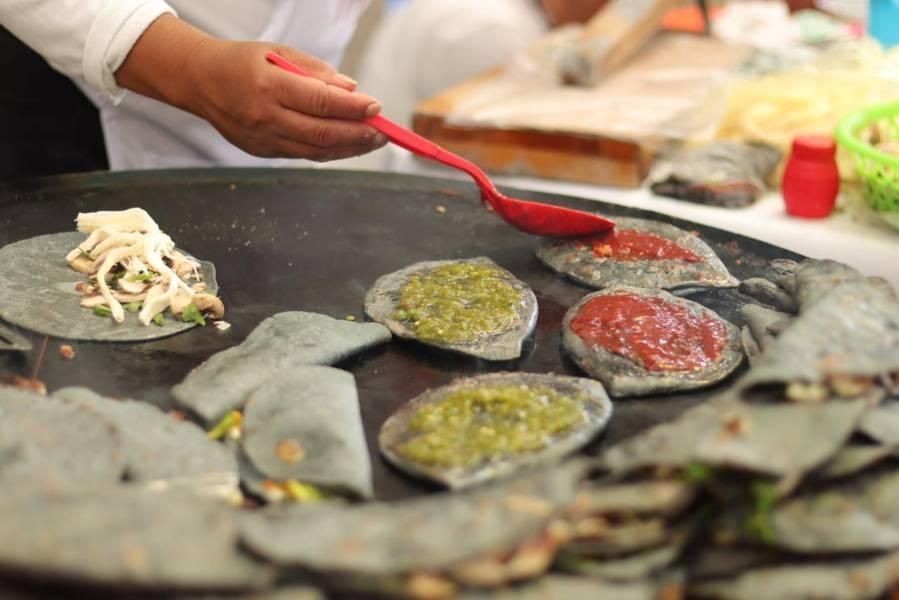 Declaran elaboración de quesadillas como patrimonio gastronómico de Tlaxcala