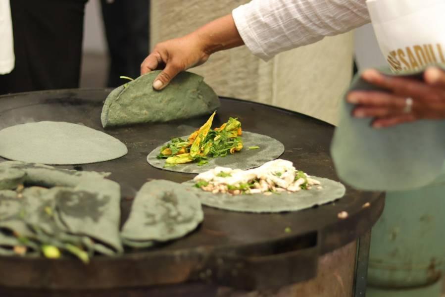 Declaran elaboración de quesadillas como patrimonio gastronómico de Tlaxcala