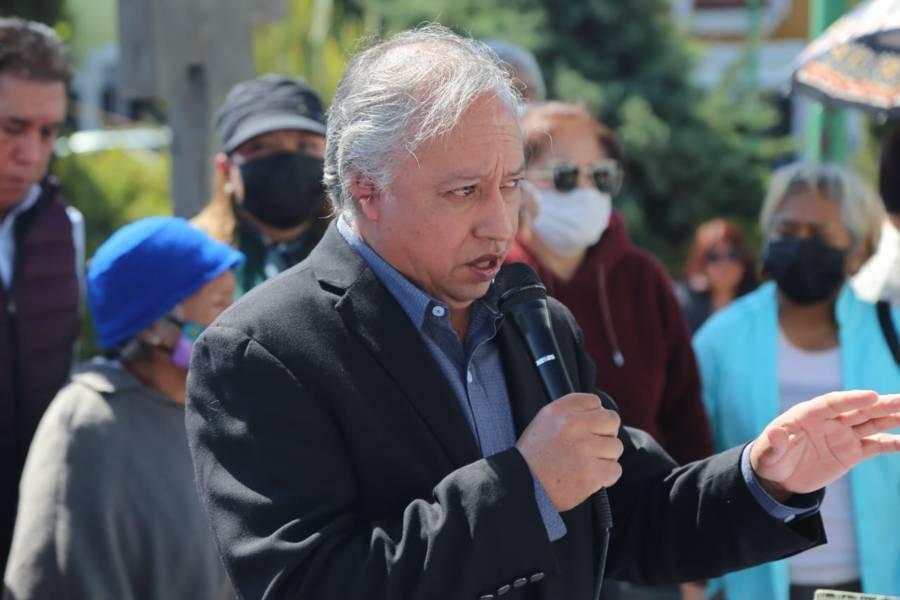 Entregan habitantes firmas para iniciar juicio de revocación de mandato en Chiautempan 