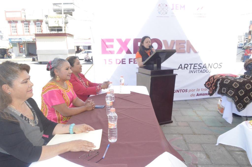 Realiza IEM Expo–Venta de la red de mujeres emprendedoras en Amaxac