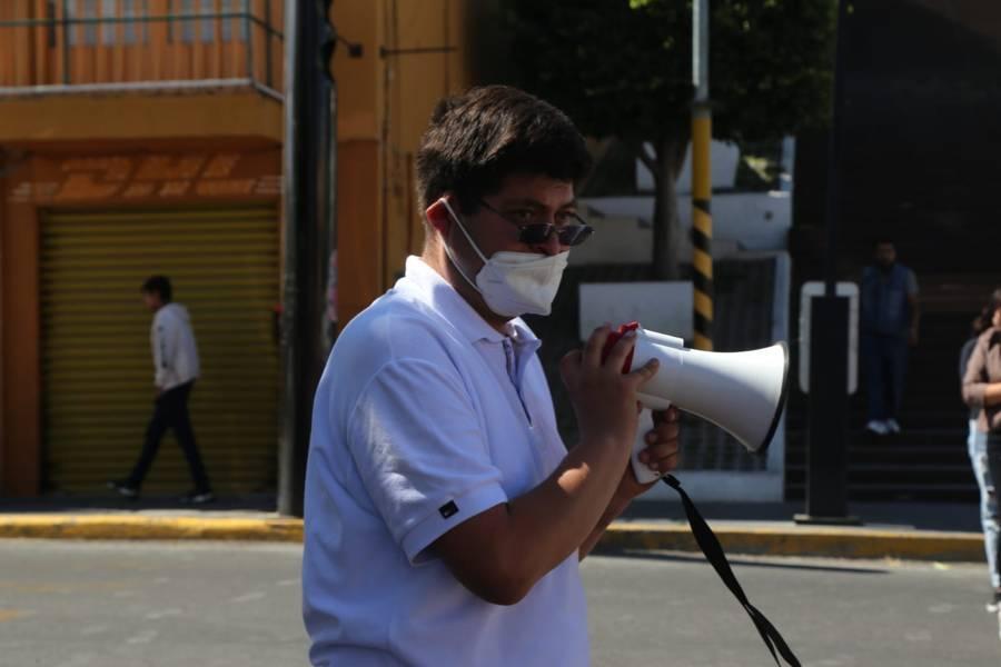 Marchan para defender al INE en Tlaxcala 