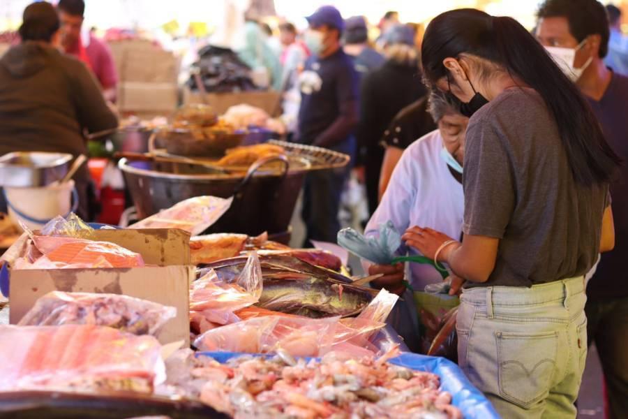 La falta de fe provoca bajas ventas de mariscos en Tlaxcala 
