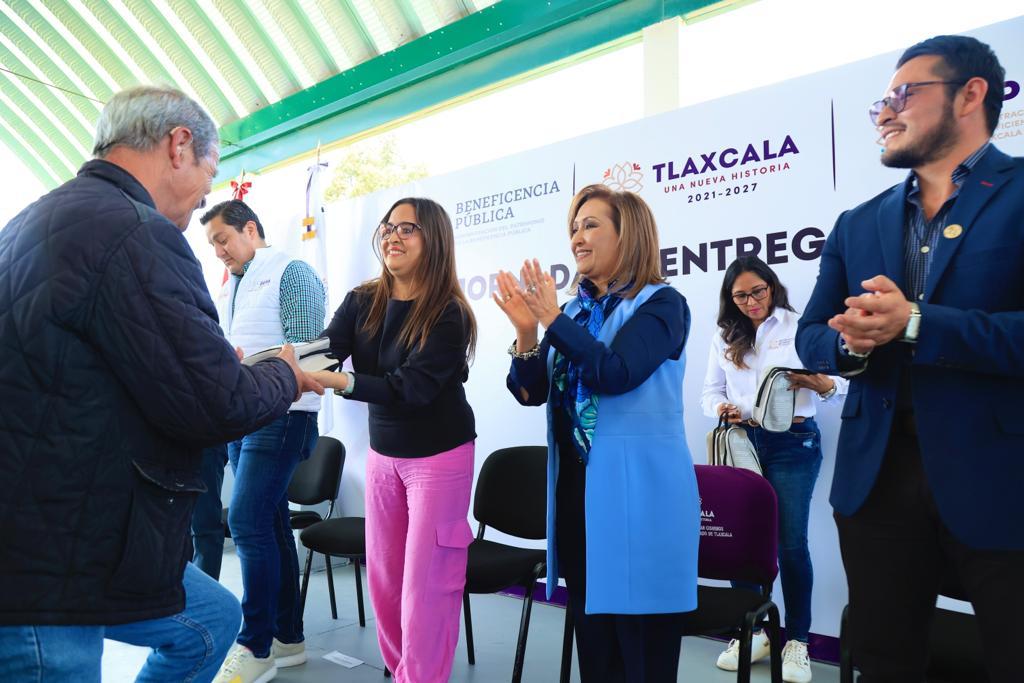 Entregó Gobernadora Lorena Cuéllar mil 800 auxiliares auditivos gratuitos 