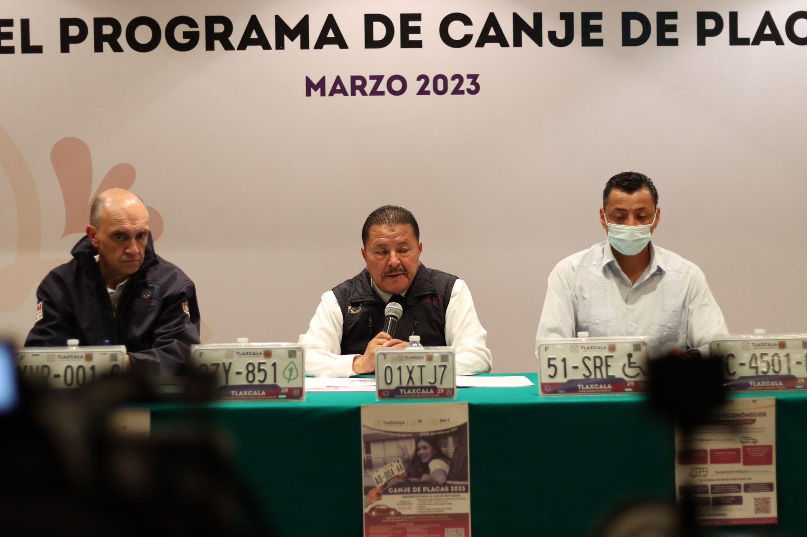 Anuncia Gobierno del Estado reemplacamiento en Tlaxcala 