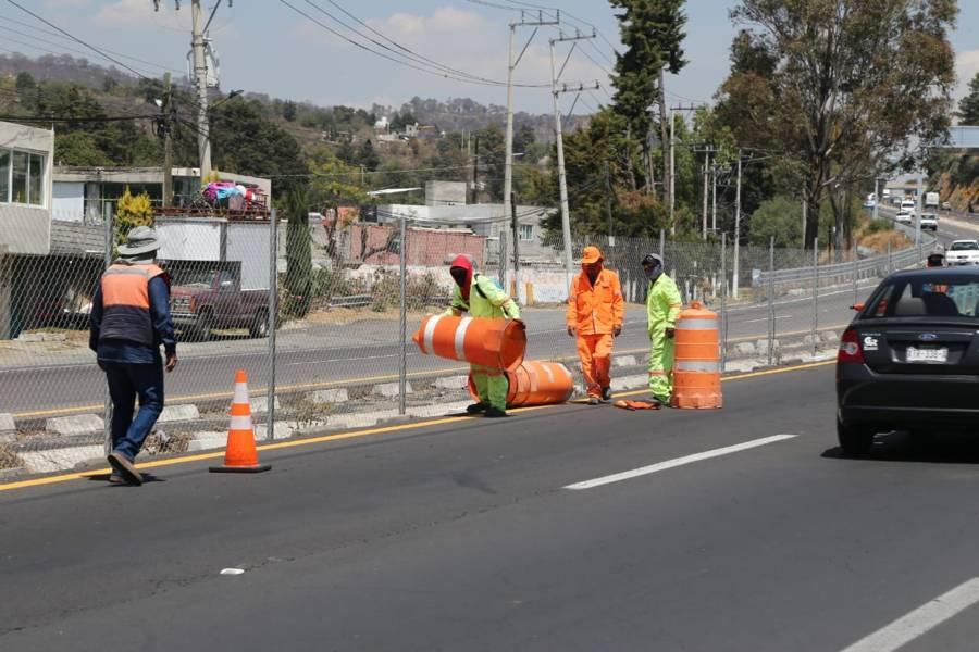 Realizan trabajos de mantenimiento sobre la carretera Tlaxcala-Apizaco 