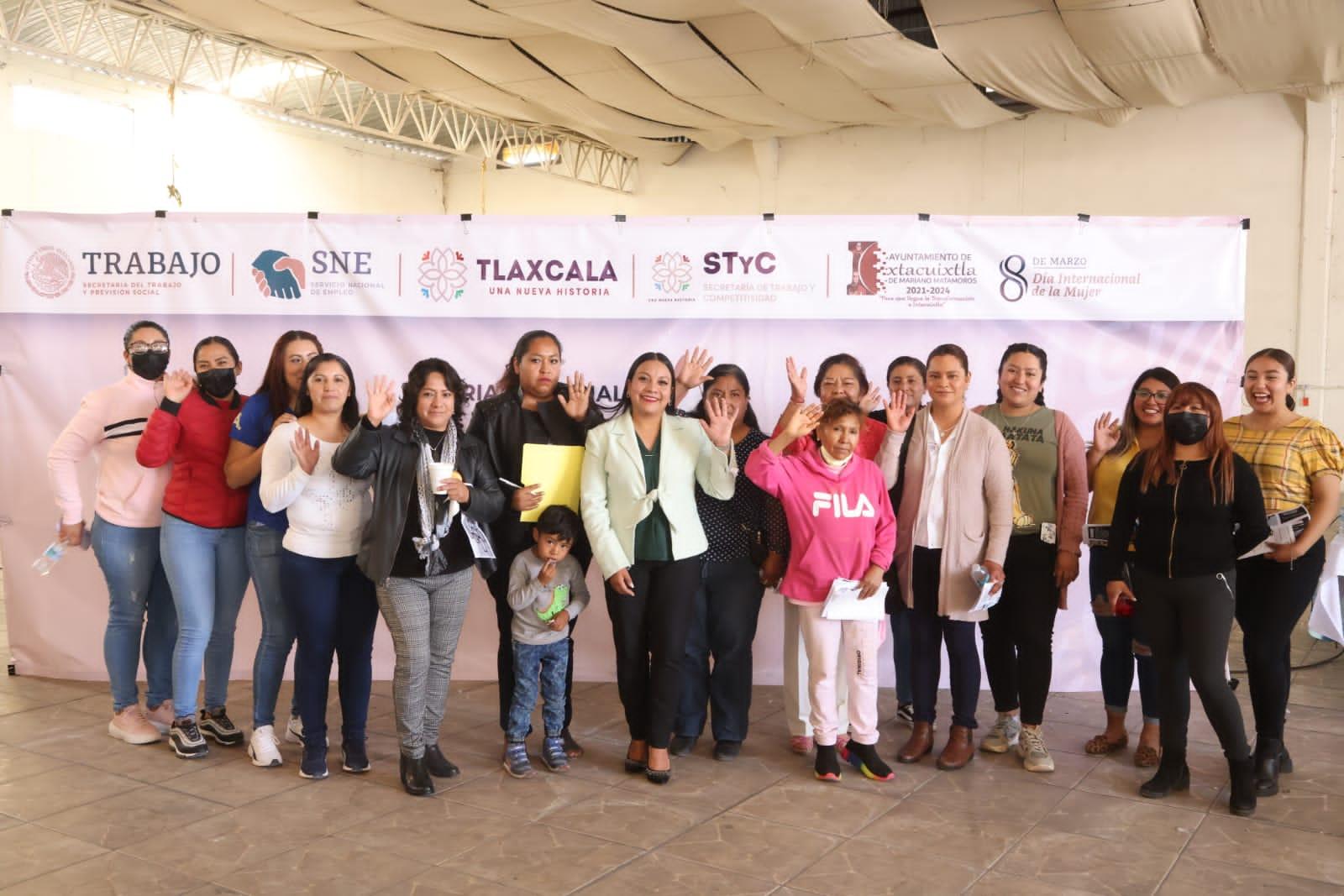 Ofertó Feria Nacional de Empleo de las mujeres más de 450 plazas laborales