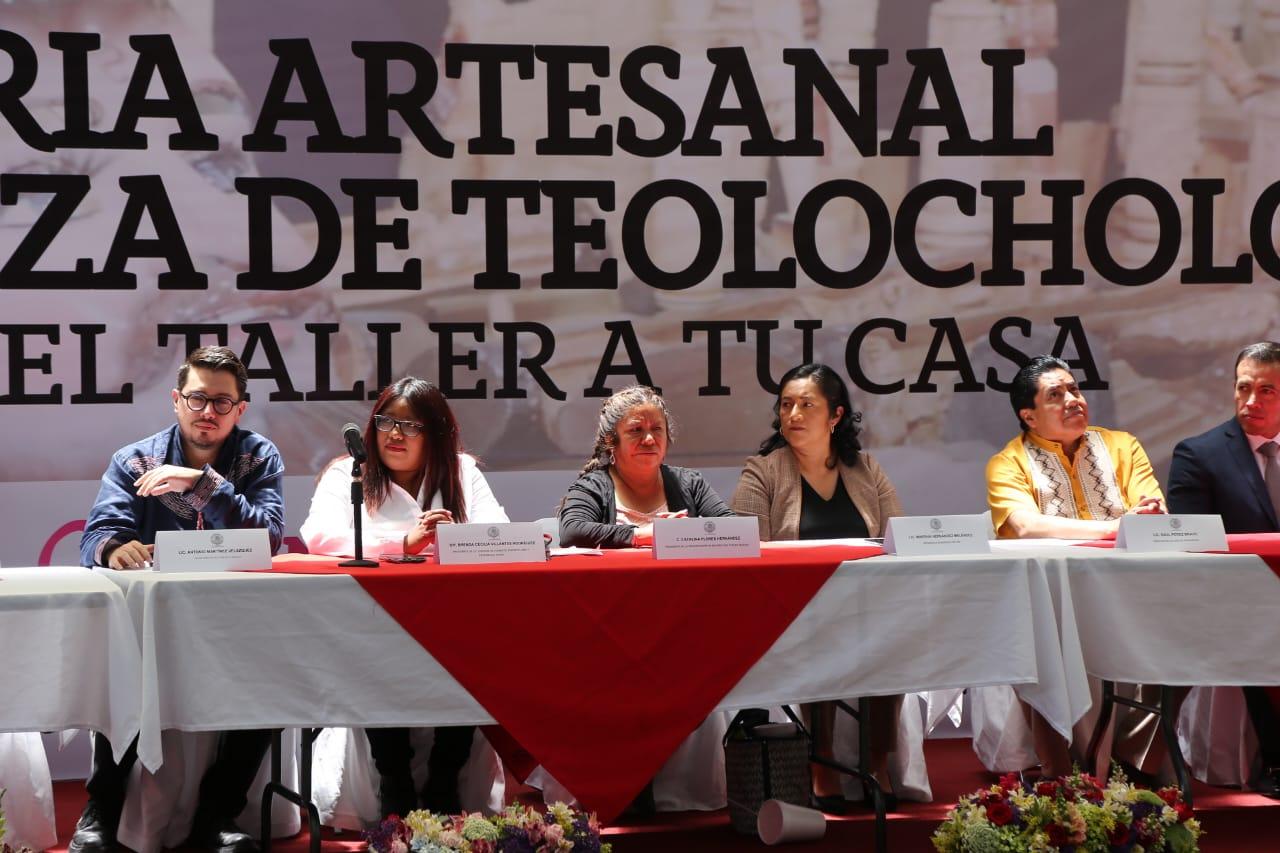 Realizan feria artesanal de Teolocholco en el Congreso 
