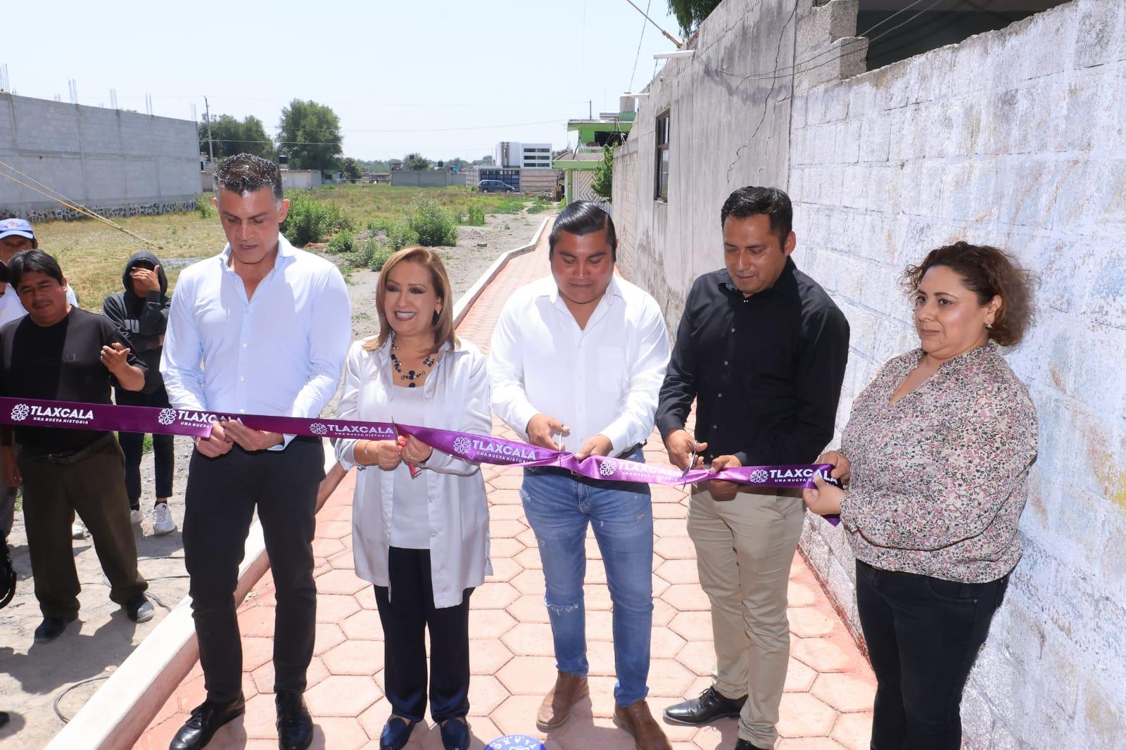 Entregó Gobernadora del estado obra pública en Zacatelco y Ayometla