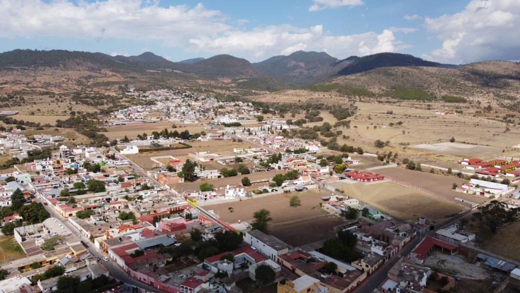 Vista aérea del pueblo mágico de Tlaxco 