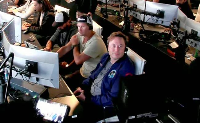 A tan sólo 4 minutos de su despegue, Cohete de Elon Musk fracasa y explota
