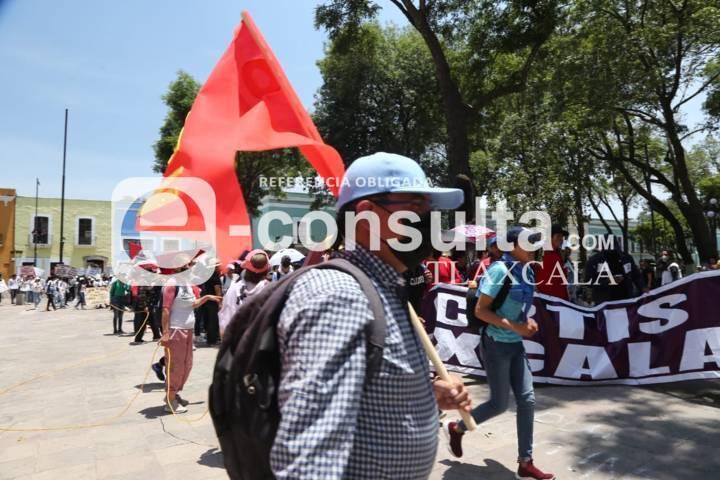 Arriban alumnos, padres y docentes de CBTIS de Tlaxcala 