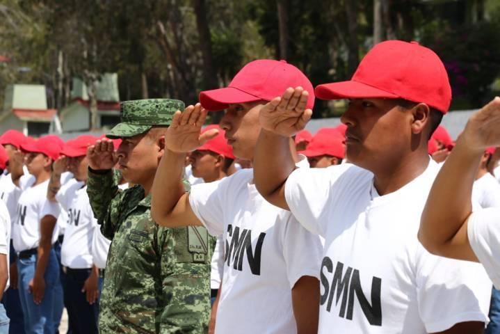 Rinden protesta conscriptos del SMN