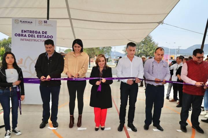 Entrega Gobernadora obra pública en el municipio de Tlaxco