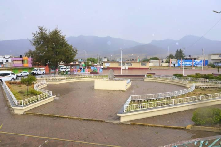 Entrega Gobernadora obra pública en el municipio de Tlaxco